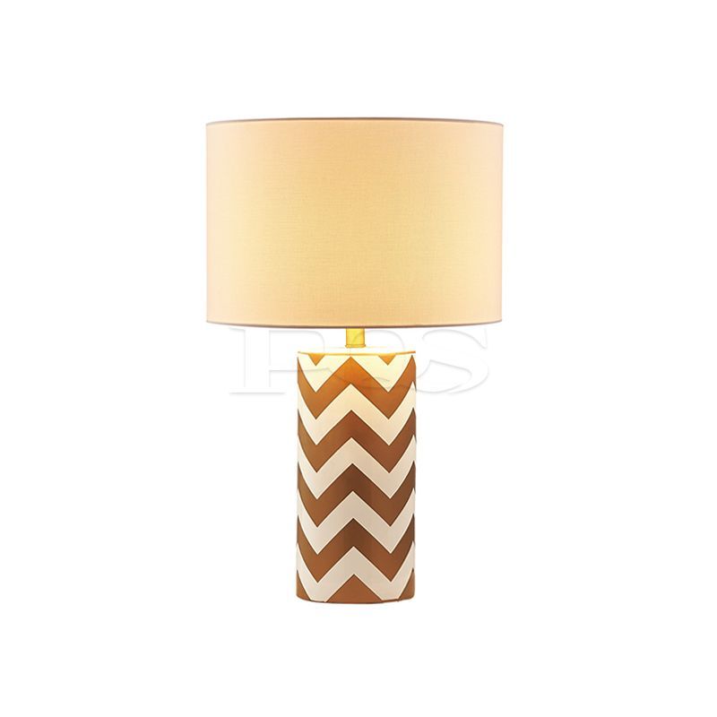 Contemporary Wavy Figures Decorative Table Lamp with Shade