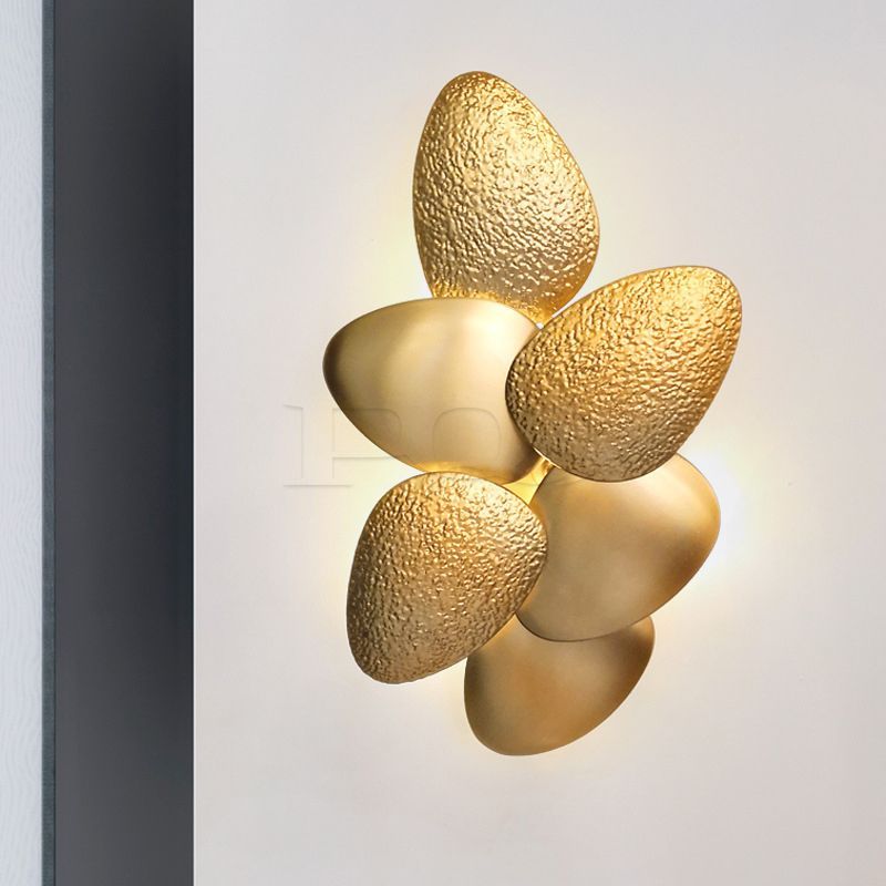 Natural Golden Cobblestone Sets Wall Lamp
