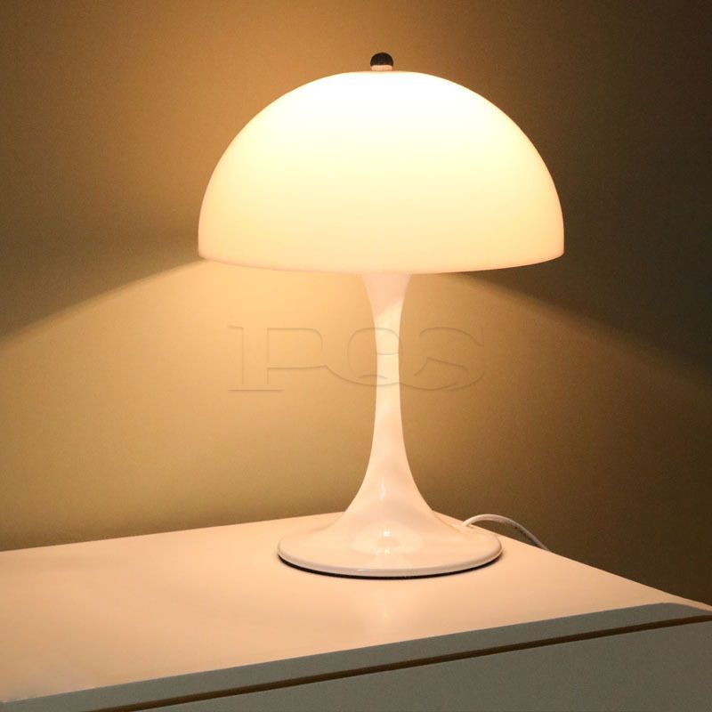 Iron Table Lamp with Acrylic